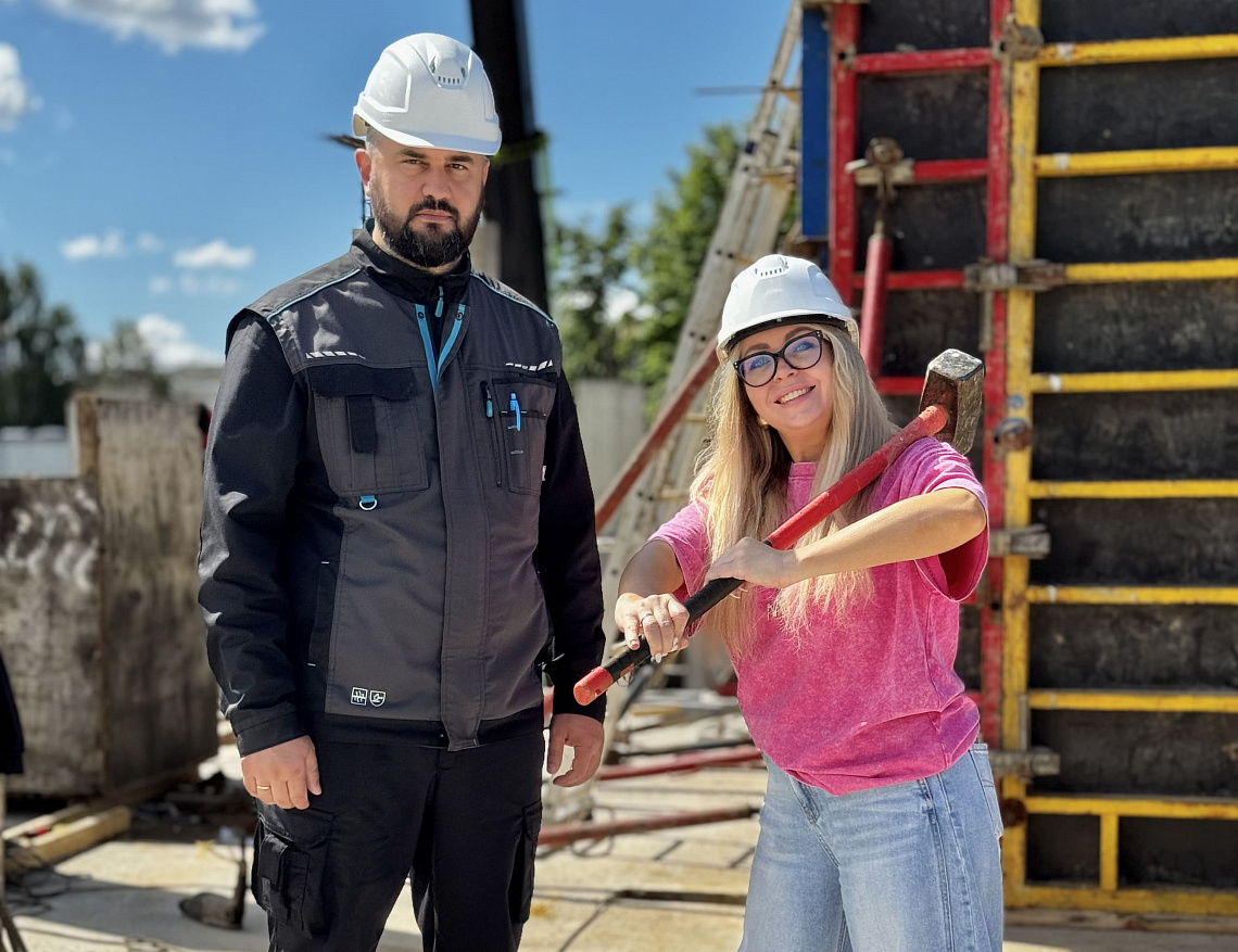 Как идет строительство новой гостиницы в Пскове? Ответ – в нашем видео